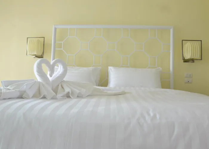 Southgate Residence Hotel - Sha Certified